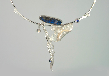 silver piece of jewelery - necklace