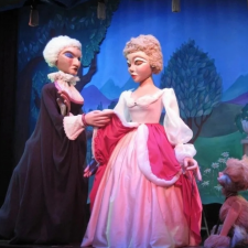 Two puppets on stage